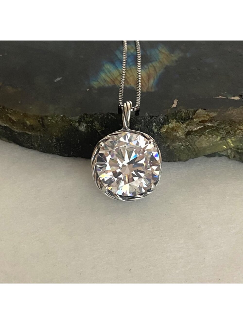 Sterling Silver 925 IL Large Round Prong Set CZ Pendant Necklace 18" Chain - Picture 5 of 15